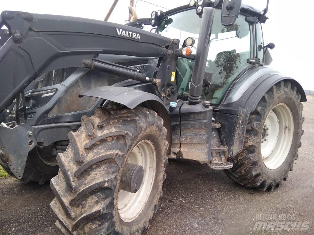 Valtra T 234 V 曳引機