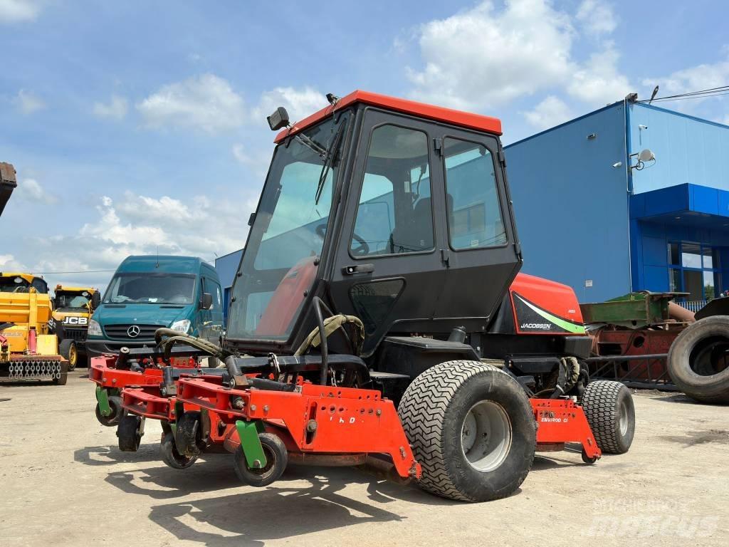 Jacobsen AR250 騎乘式割草機