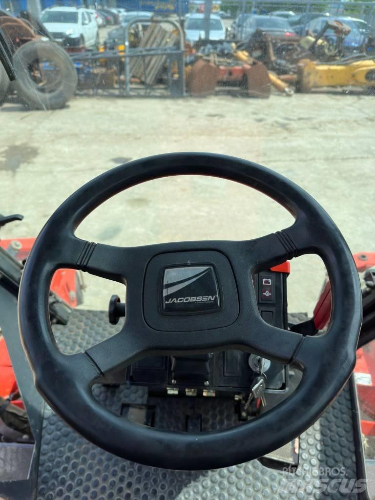 Jacobsen AR250 騎乘式割草機