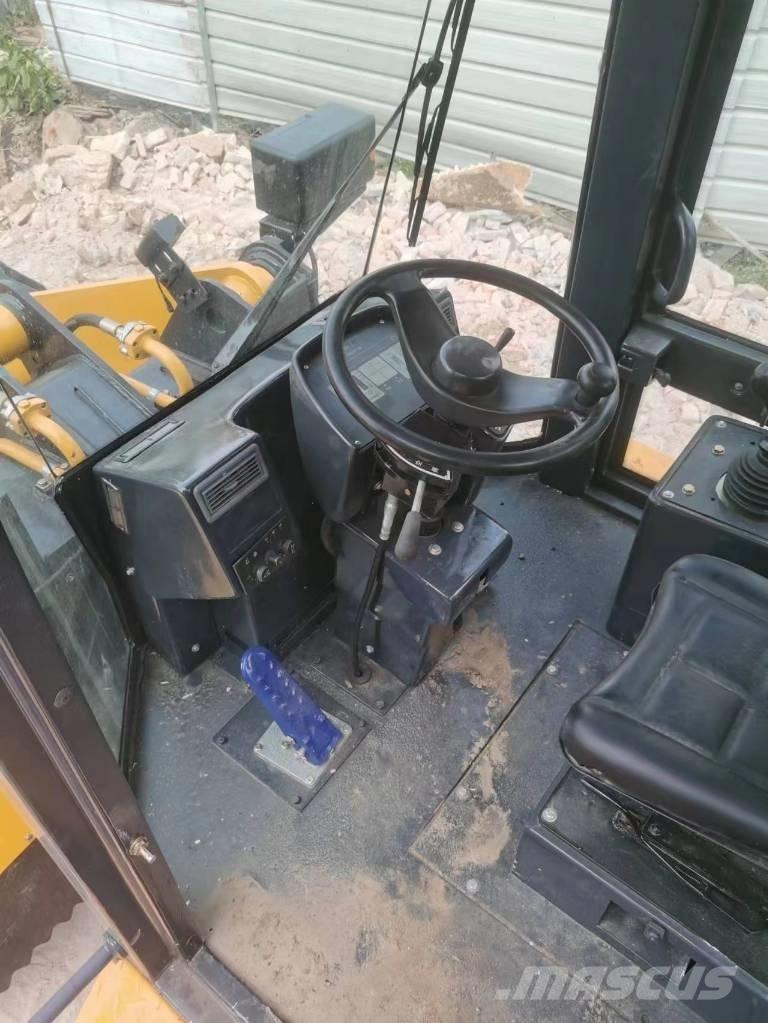 LiuGong 835 H 輪胎式裝載機
