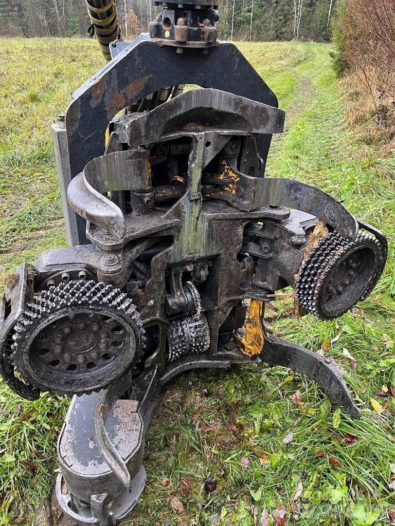 Ponsse Ergo 8W 收穫機