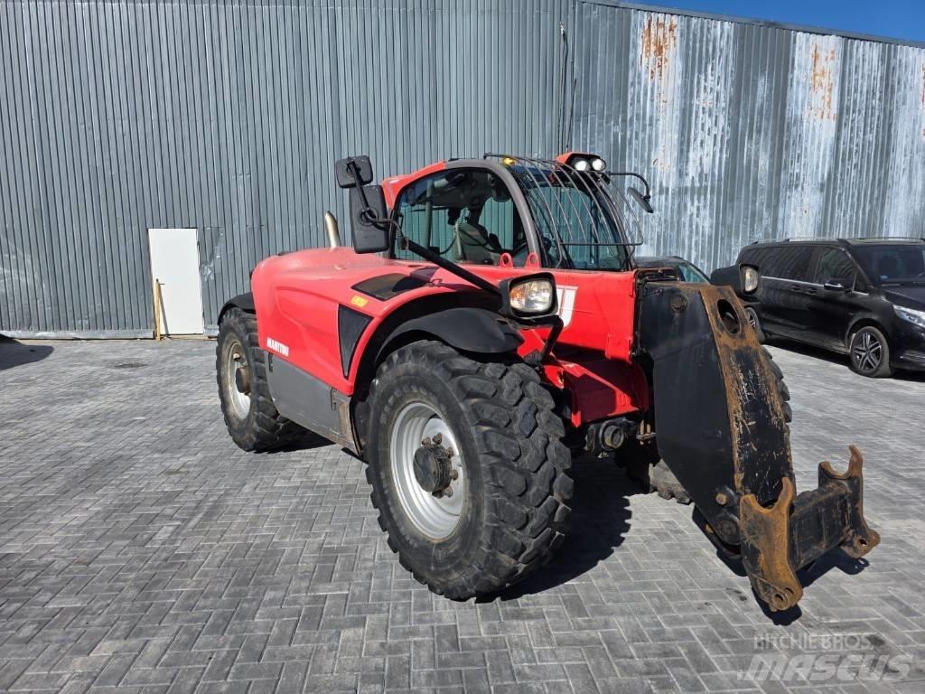 Manitou MLT 840-137 伸縮臂操作車