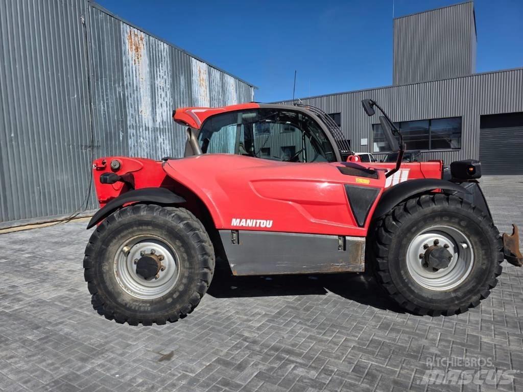 Manitou MLT 840-137 伸縮臂操作車