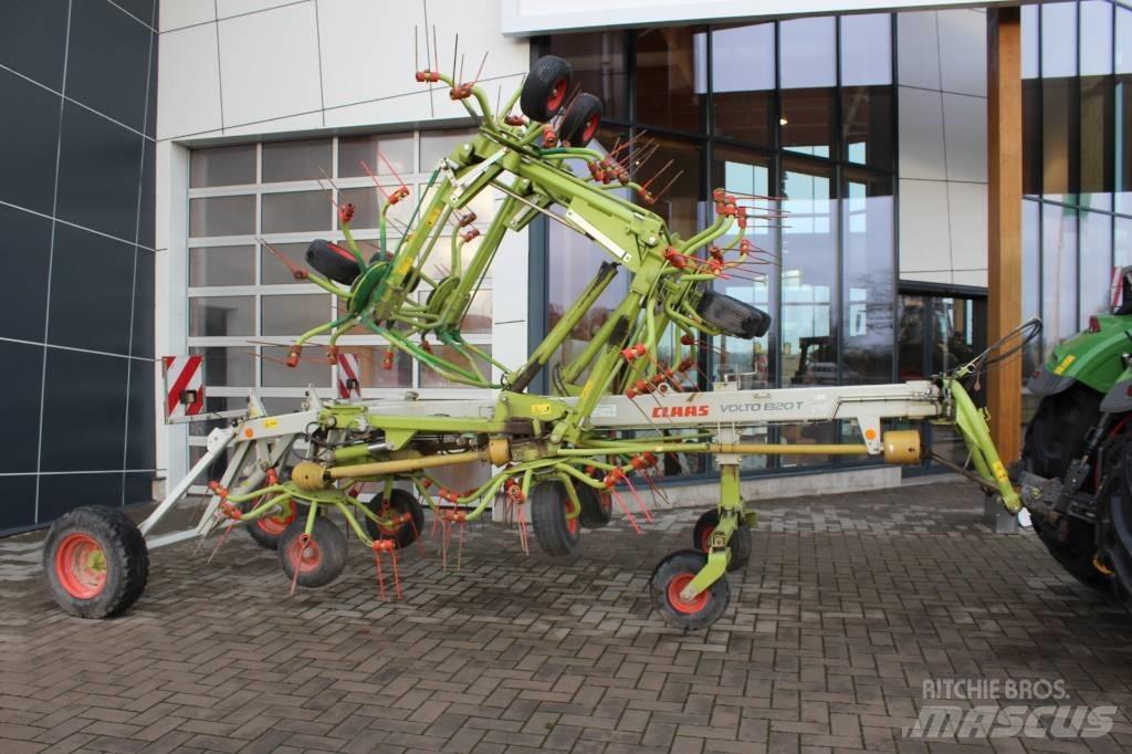 CLAAS Volto 1320 T 耙與翻草機