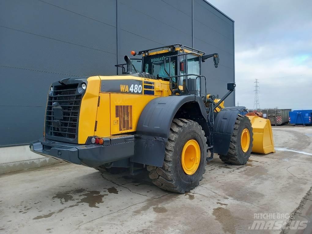 Komatsu WA480-8E0 輪胎式裝載機