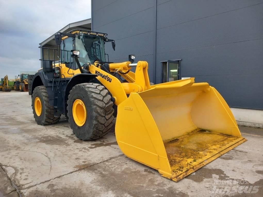 Komatsu WA480-8E0 輪胎式裝載機