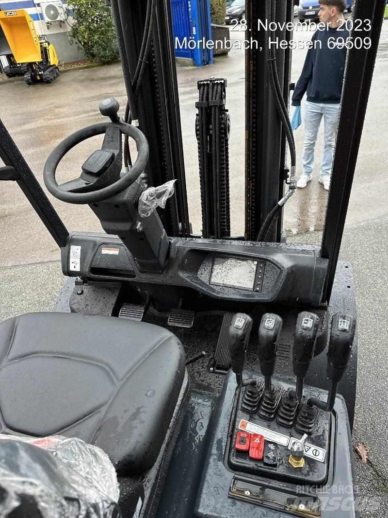 Doosan D30NXS 柴油卡車