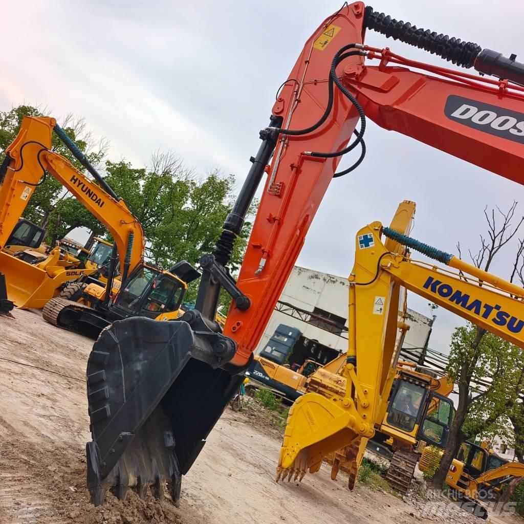 Doosan DX300 履帶式 挖土機/掘鑿機/挖掘機