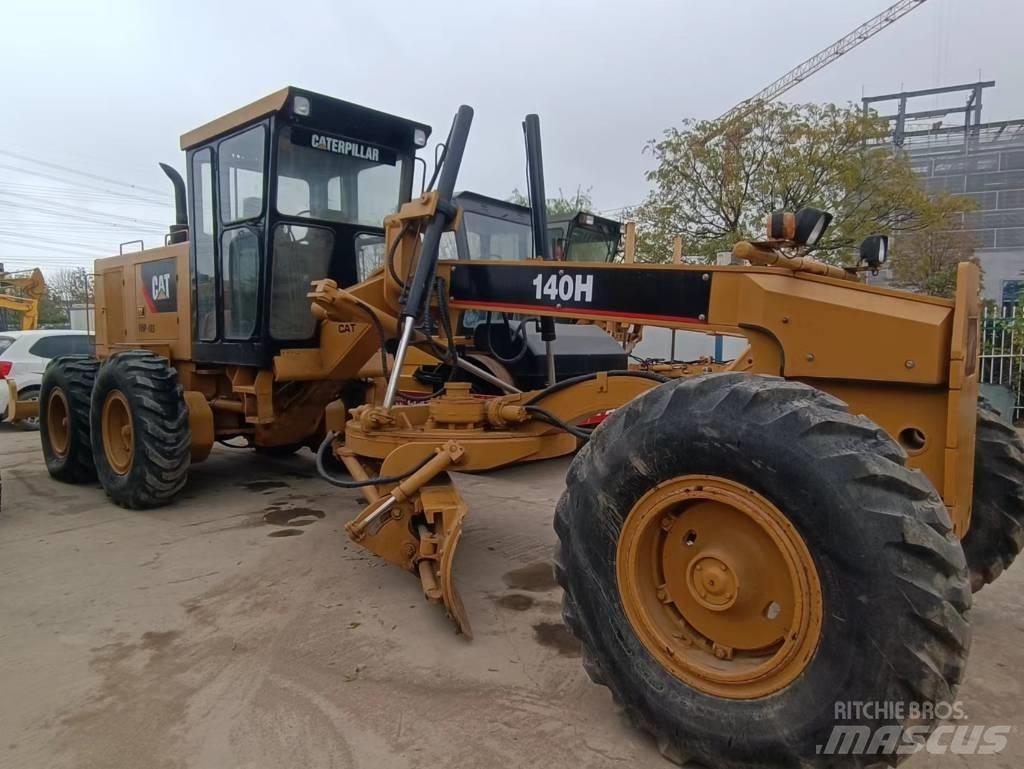 CAT 140 H 平土機