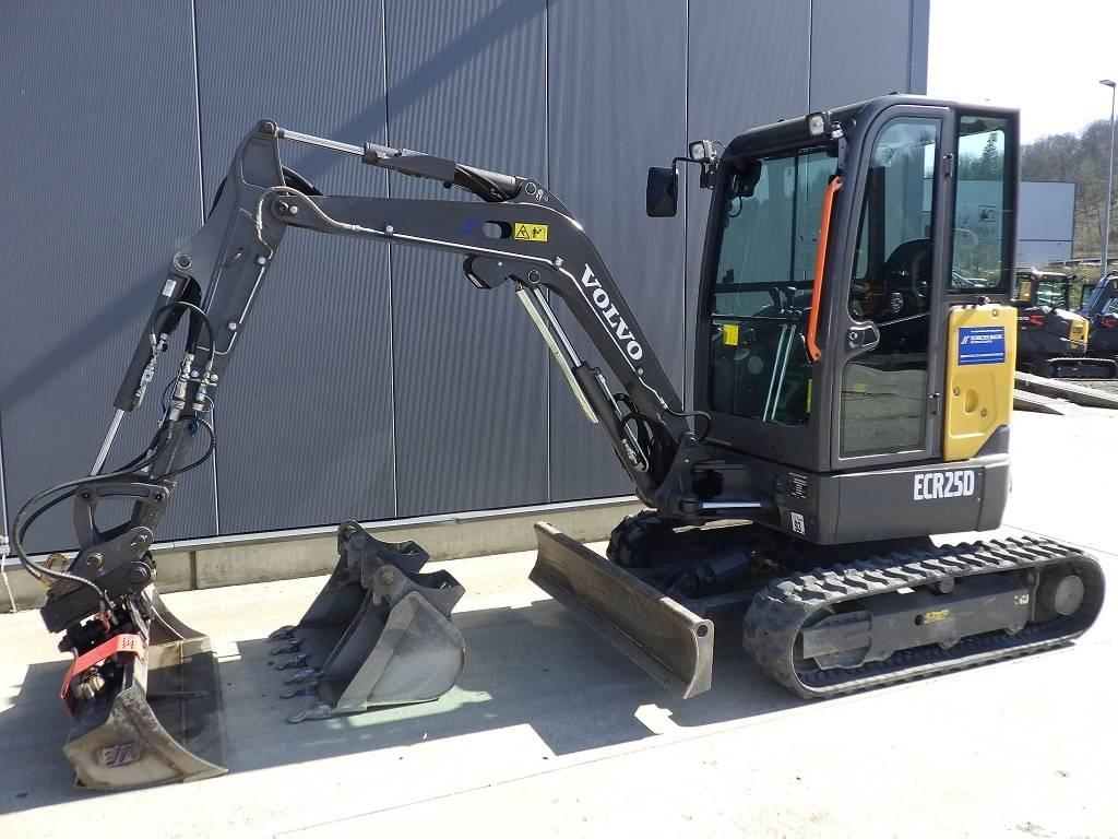 Volvo ECR 25 D 小型挖土機/掘鑿機<7t(小型挖掘機)
