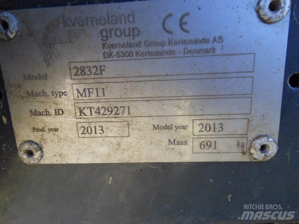 Kverneland 2832-F 割草調節裝置