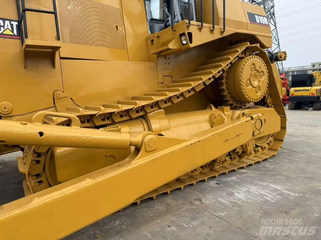 CAT D 10 R 履帶推土機