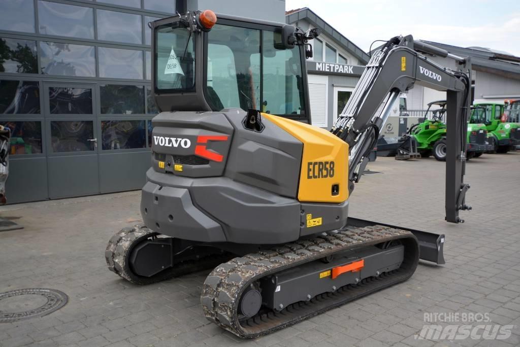 Volvo ECR 58 F 小型挖土機/掘鑿機<7t(小型挖掘機)