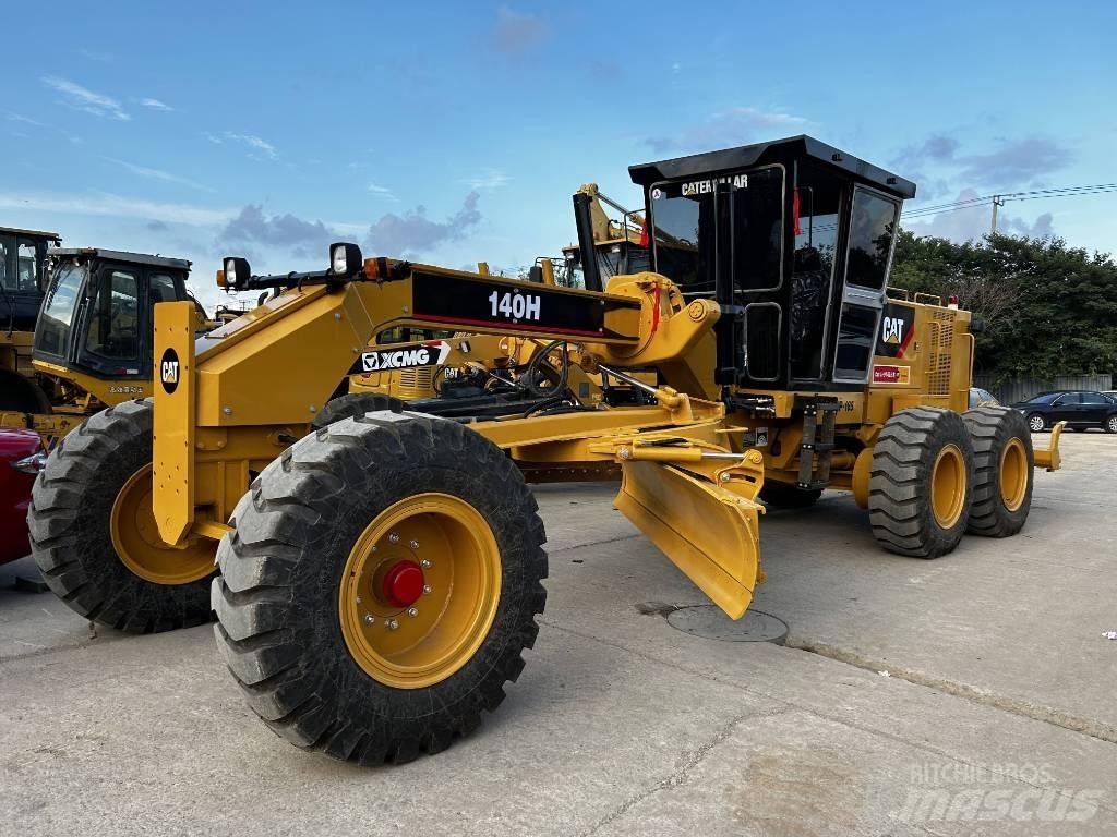 CAT 140 H 平土機
