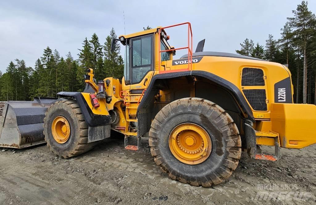 Volvo L 220 H 輪胎式裝載機