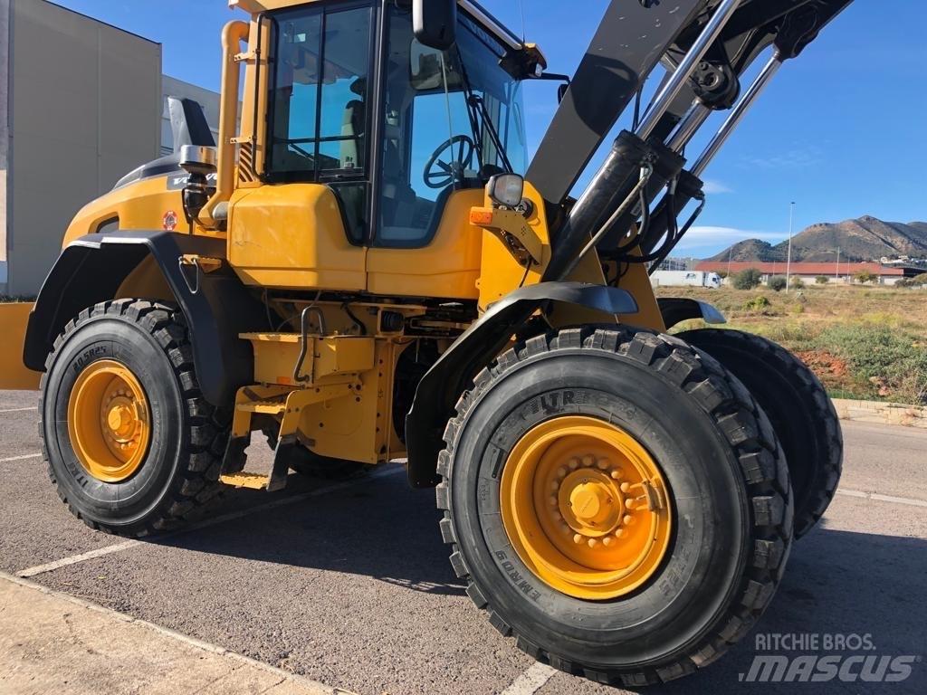 Volvo L90H 輪胎式裝載機