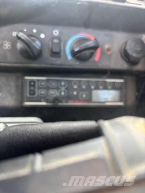 Takeuchi TB 257 FR 小型挖土機/掘鑿機<7t(小型挖掘機)