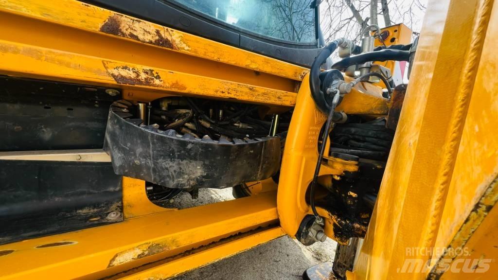 JCB 4 CX 反鏟裝載機