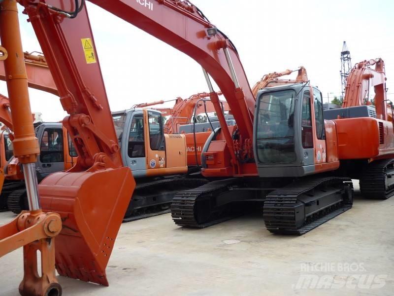 Hitachi ZX 225 US 履帶式 挖土機/掘鑿機/挖掘機