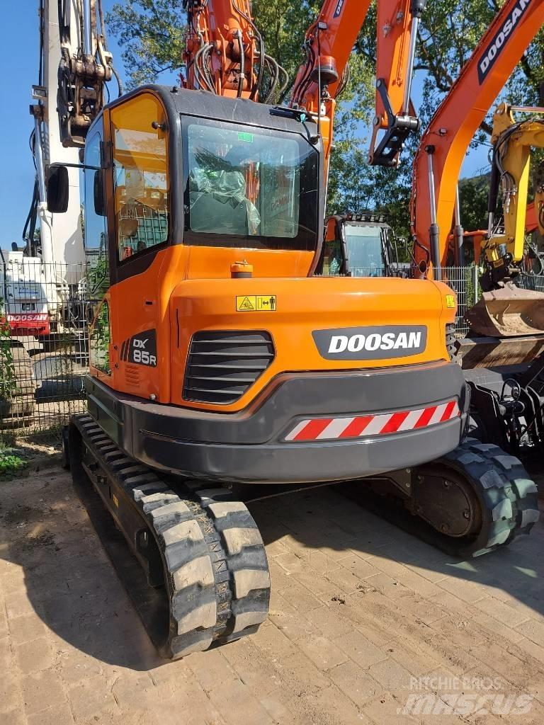 Doosan DX 85 R-3 中型挖土機/掘鑿機/挖掘機 7t-12t
