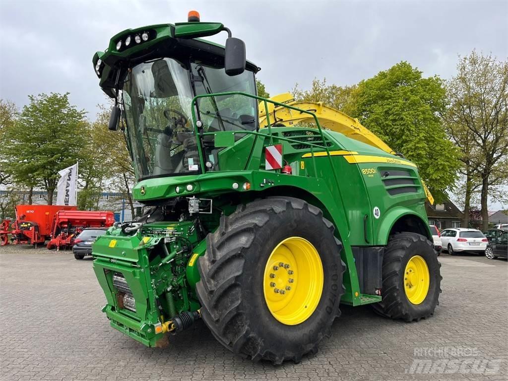 John Deere 8500 牧草收穫機