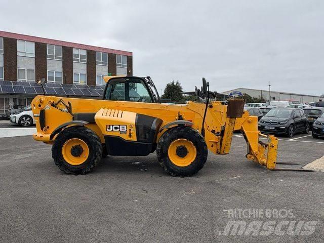 JCB 540-200 伸縮臂操作車