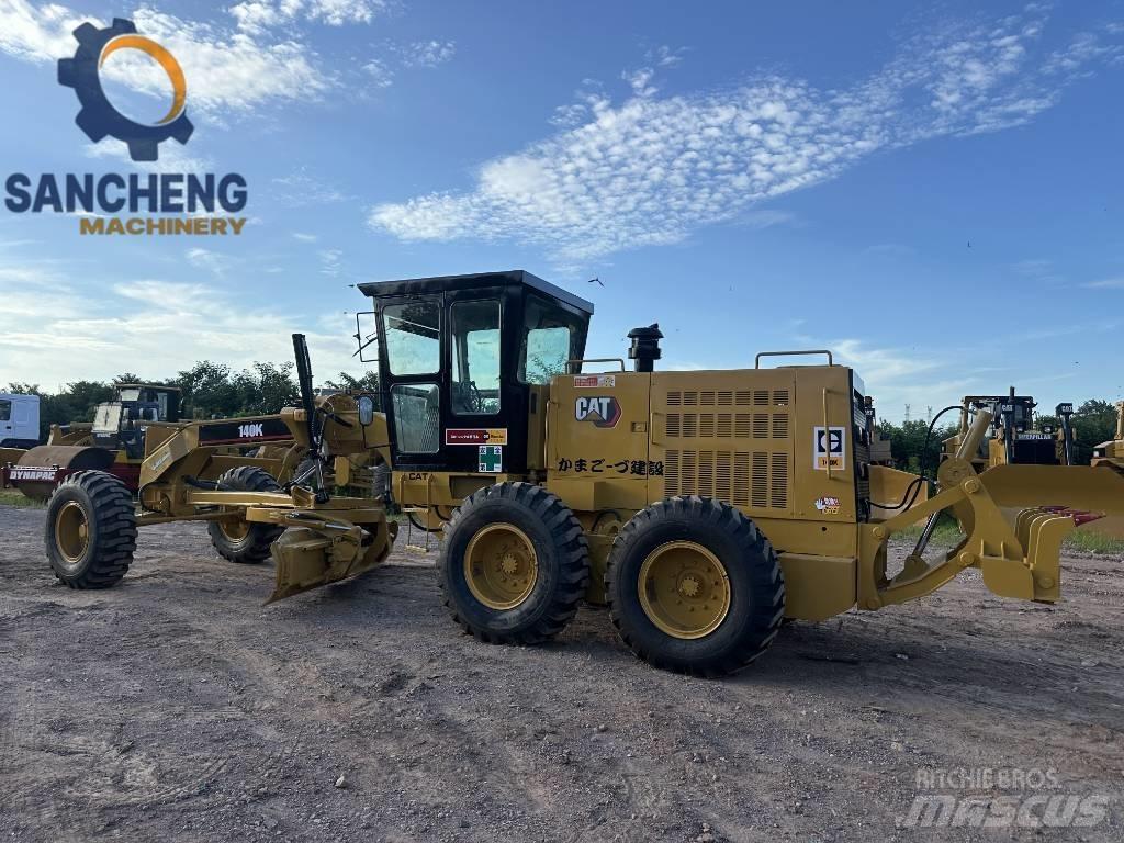 CAT 140 K 平土機