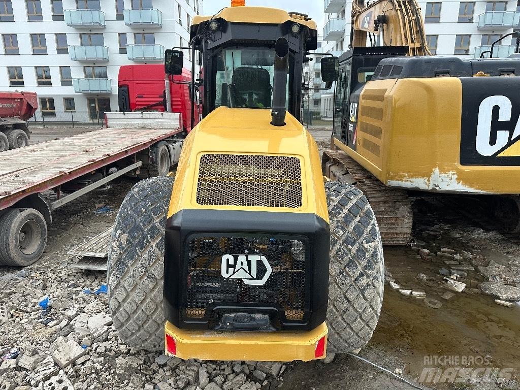 CAT CS 12 GC 單輪滾壓機