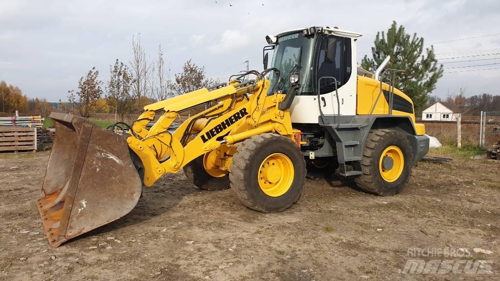 Liebherr L 524 輪胎式裝載機