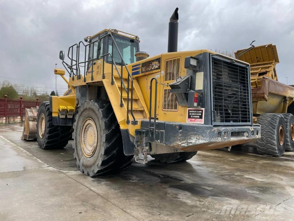 Komatsu WA 600-6 輪胎式裝載機