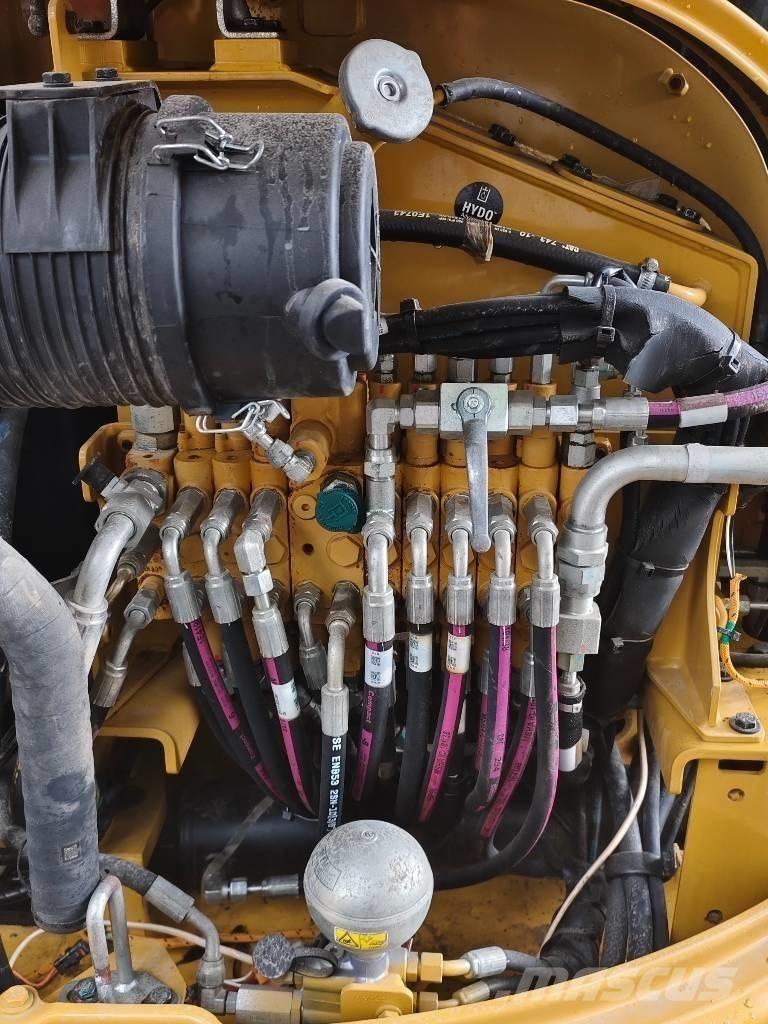 CAT 303.5E 小型挖土機/掘鑿機<7t(小型挖掘機)