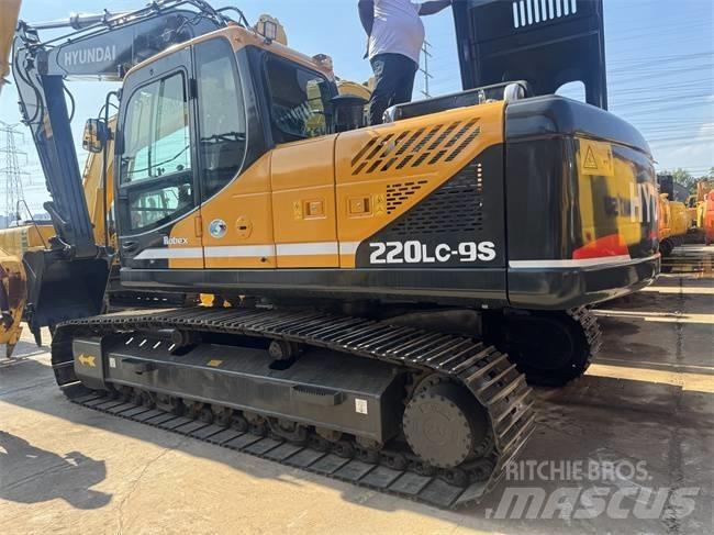 Hyundai Robex 220 LC 履帶式 挖土機/掘鑿機/挖掘機