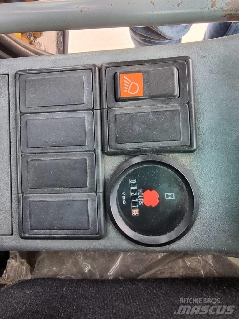 Volvo EC 210 B 履帶式 挖土機/掘鑿機/挖掘機