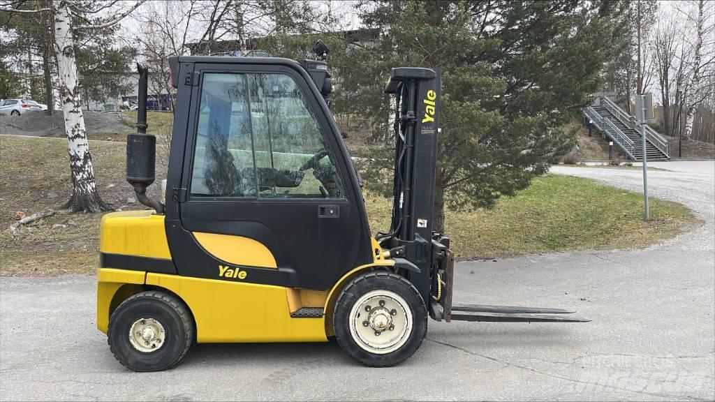 Yale GDP 30 VX 柴油卡車