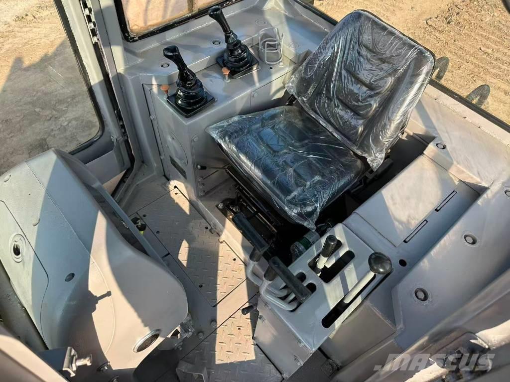 CAT D6G 履帶推土機