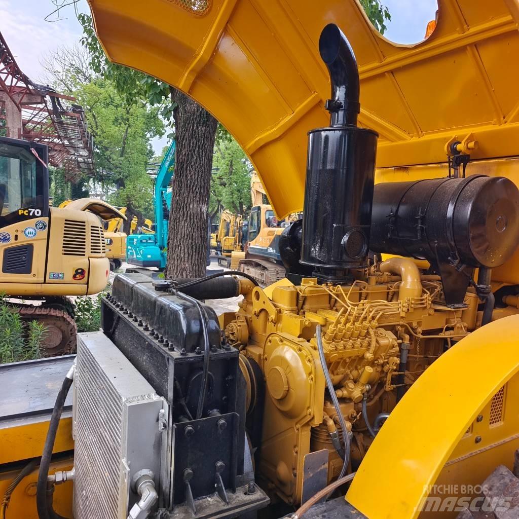 XCMG XS 223 J 單輪滾壓機