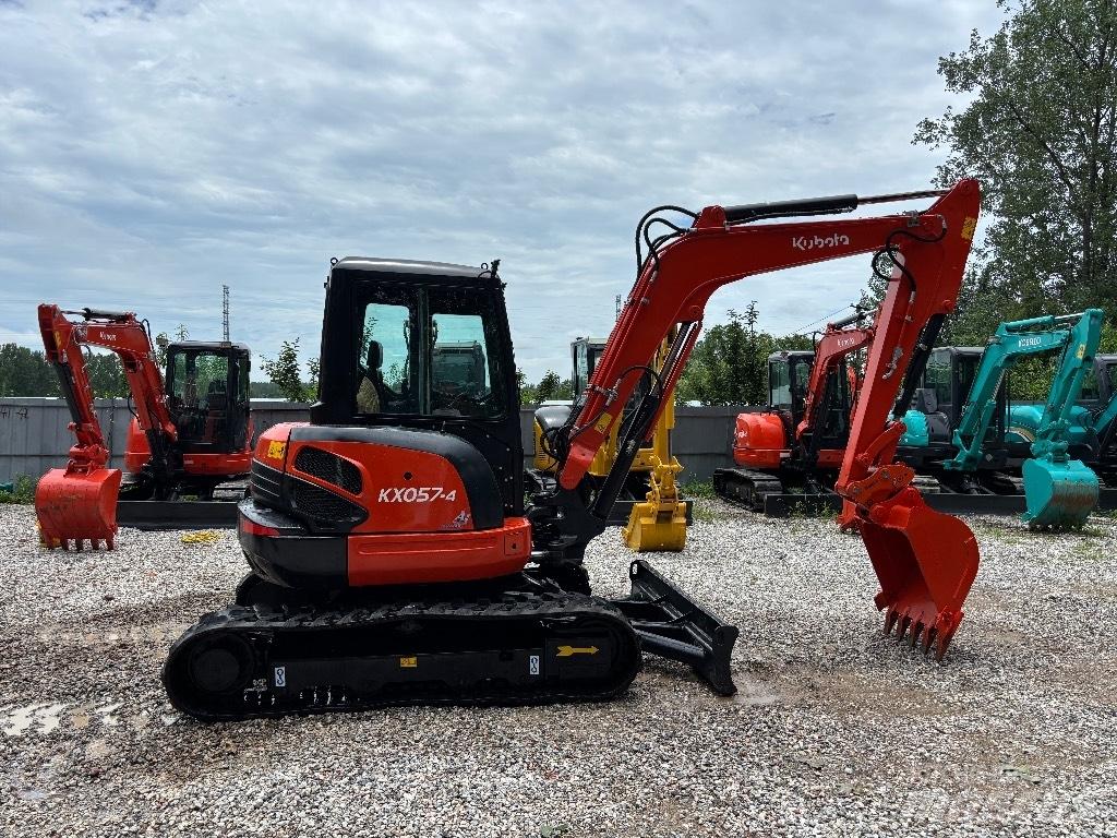 Kubota KX 057-4 小型挖土機/掘鑿機<7t(小型挖掘機)