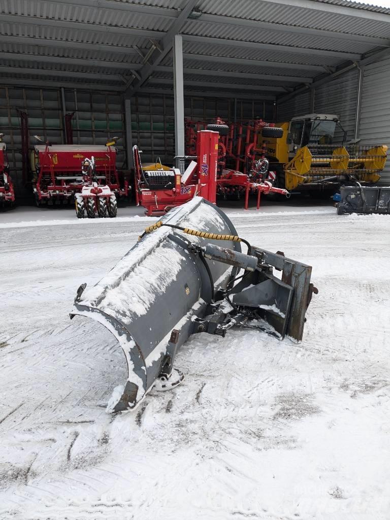 Stark AL3200 EURO 刮雪板和犁