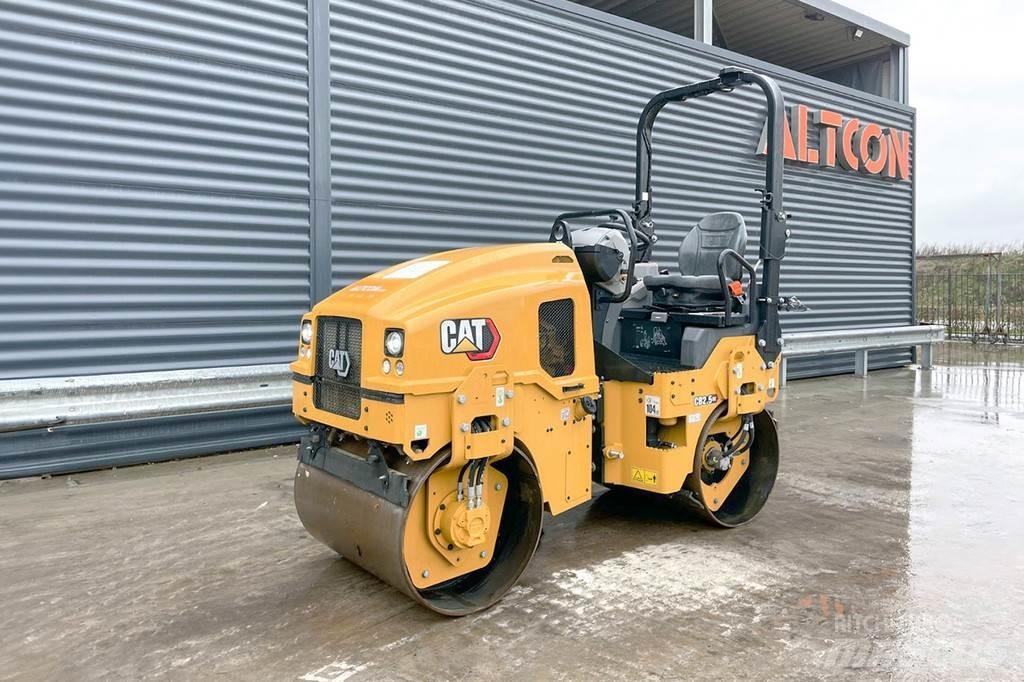 CAT CB2.5 GC 雙輪滾壓機