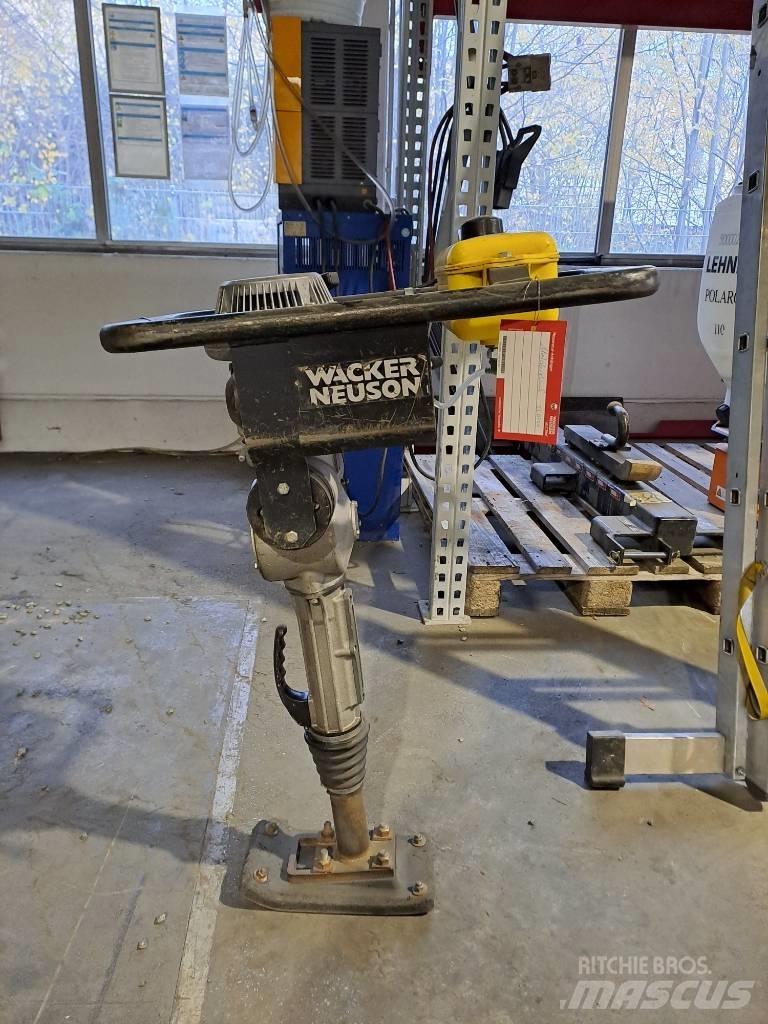 Wacker Neuson BS30 砸道機/夯實機
