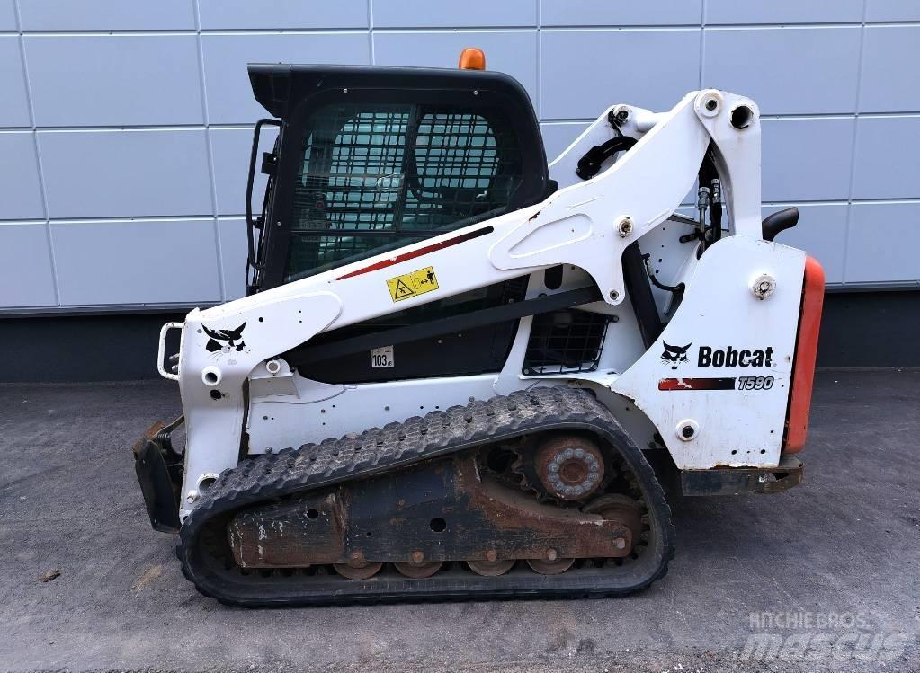 Bobcat T 590 滑移轉向裝載機