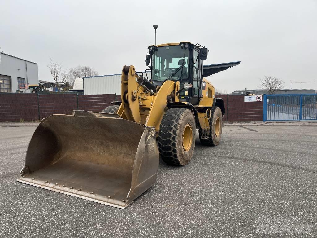 CAT 930M 輪胎式裝載機