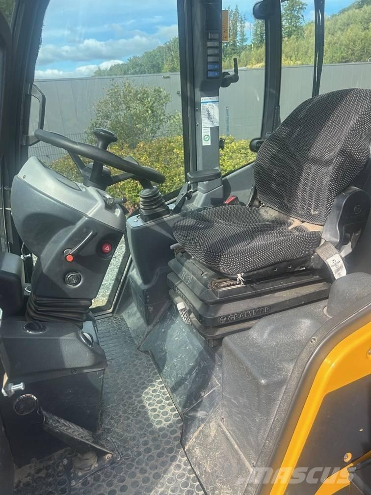 Schäffer 5470 Z 輪胎式裝載機