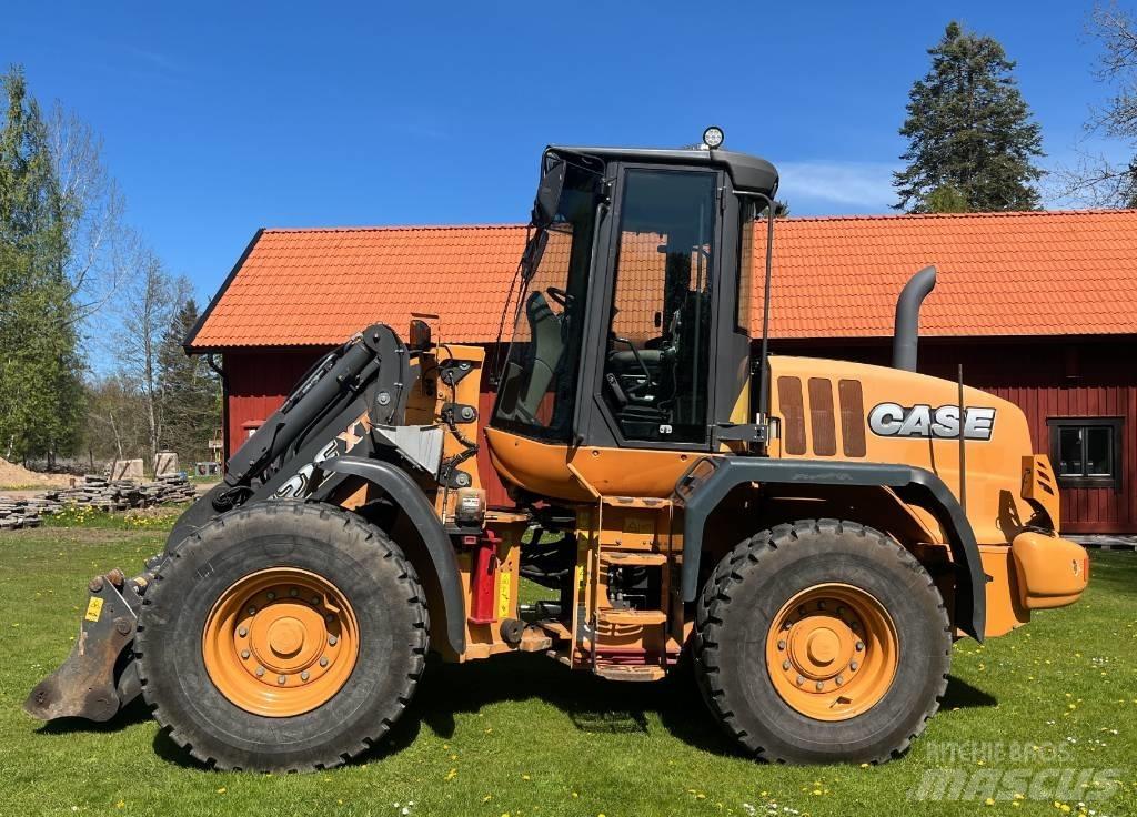 CASE 521 F XT 輪胎式裝載機