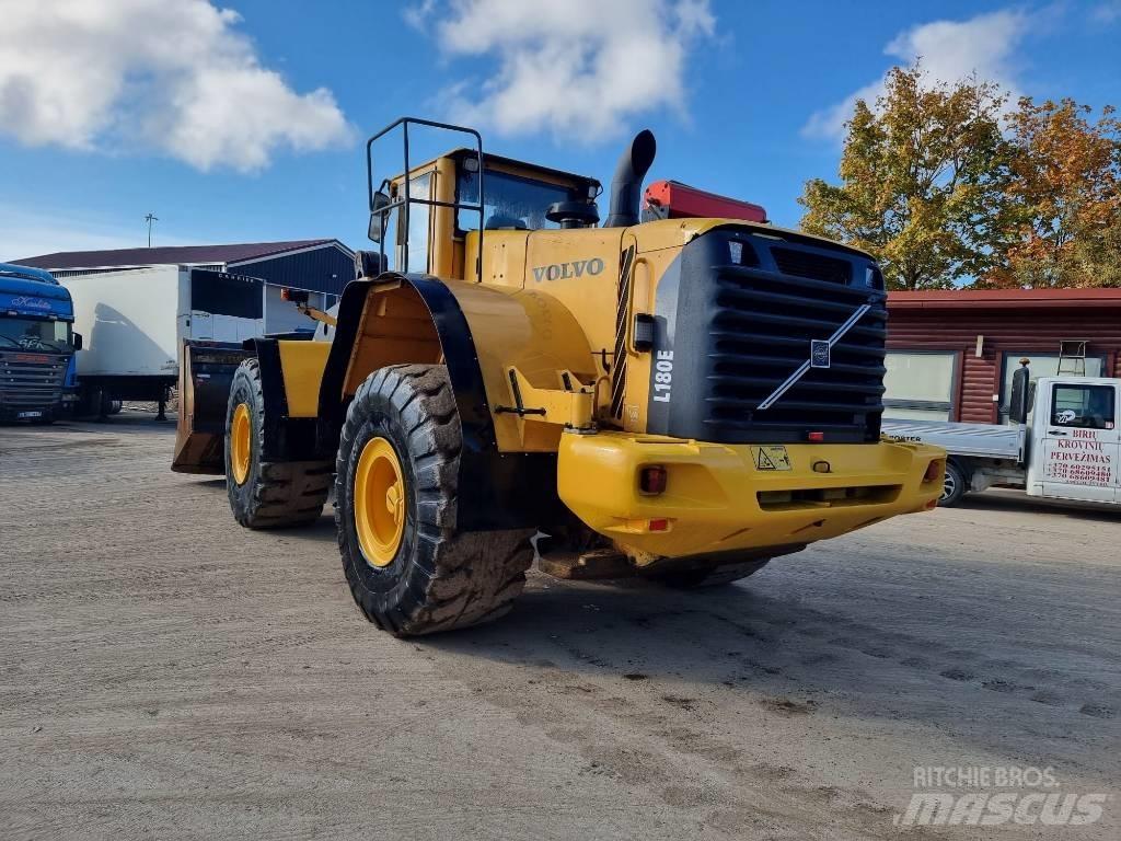 Volvo L 180 E 輪胎式裝載機