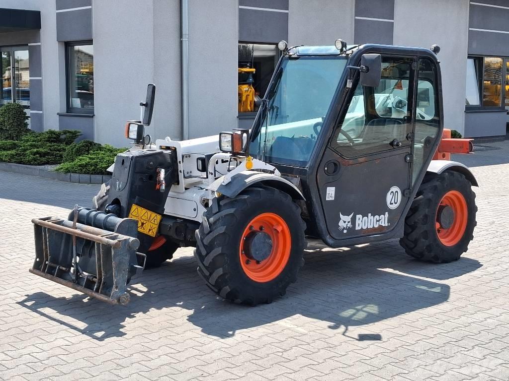 Bobcat T 2250 伸縮臂操作車