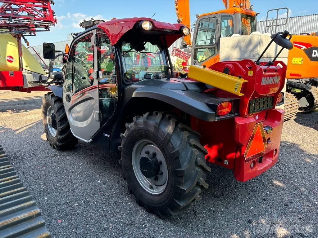 Manitou MT 930 伸縮臂操作車