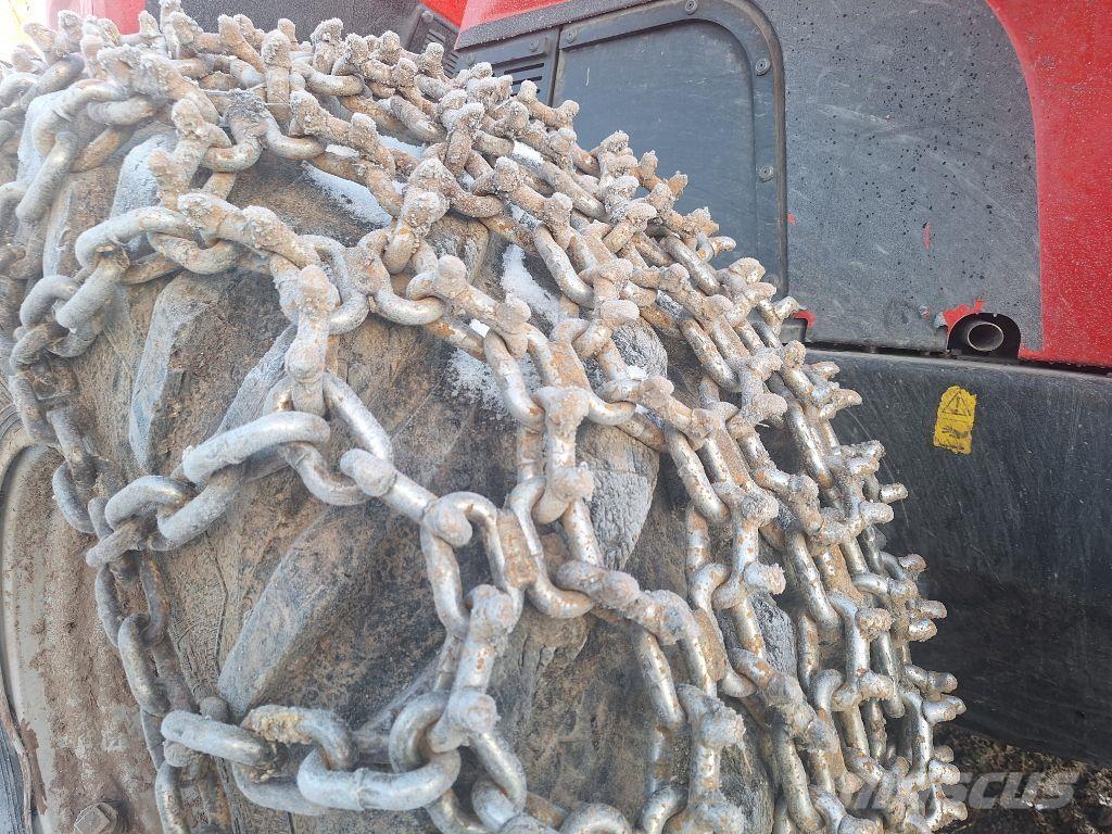 Komatsu 951 收穫機