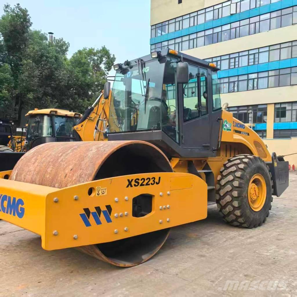 XCMG XS 223 J 單輪滾壓機