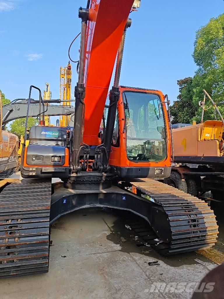 Doosan DX225LC-9C 履帶式 挖土機/掘鑿機/挖掘機